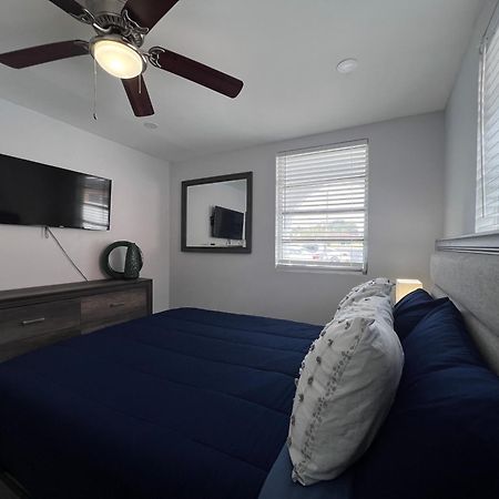 Charming Two Bedroom Apartment. Miami Bagian luar foto