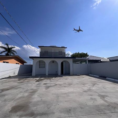 Charming Two Bedroom Apartment. Miami Bagian luar foto